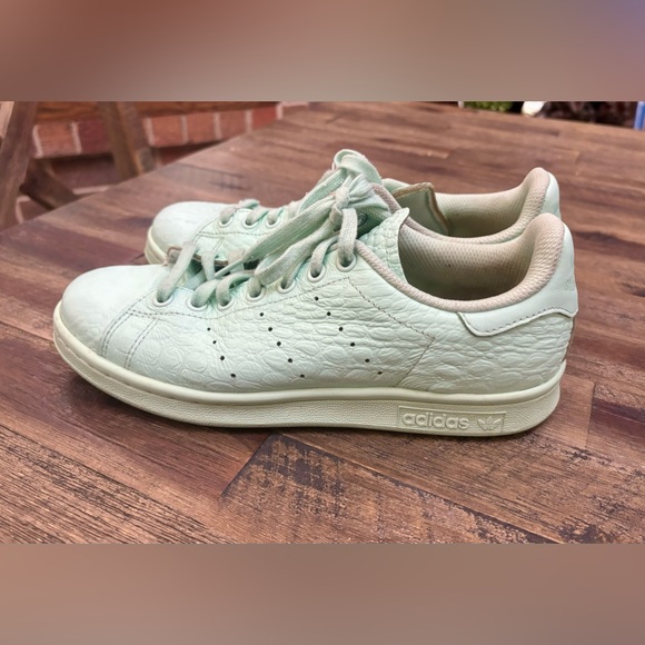 Men’s Adidas Stan Smith sneakers - Mint green crocodile embossed size men's US 7 - Picture 4 of 8